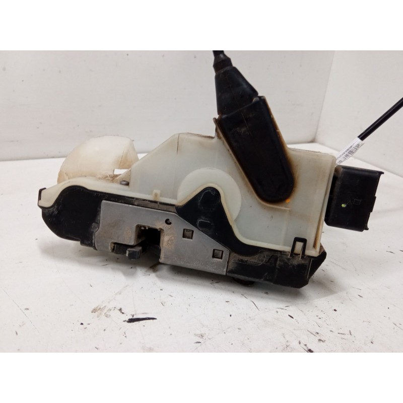 Recambio de cerradura puerta delantera izquierda para peugeot 208 i (ca_, cc_) 1.6 hdi / bluehdi 75 referencia OEM IAM 981250088