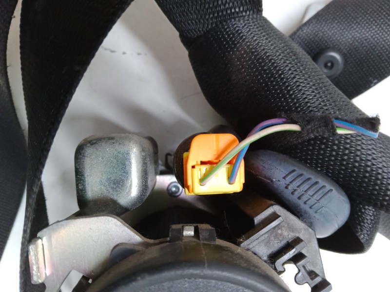 Recambio de cinturon con pretensor delantero derecho para mercedes-benz clase b sports tourer (w245) b 180 cdi (245.207) referen