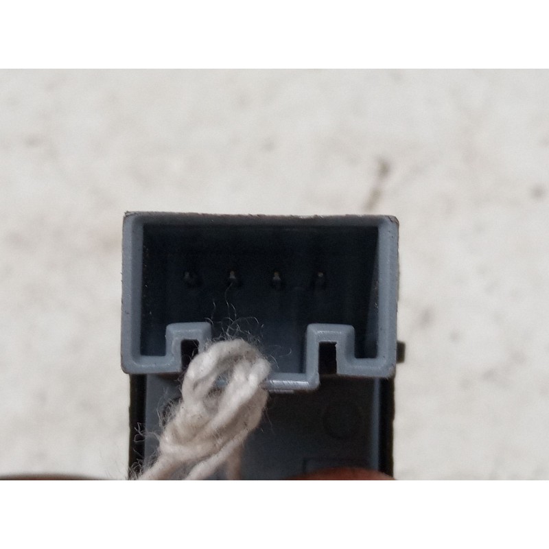 Recambio de mando elevalunas delantero derecho para volkswagen golf plus v (5m1, 521) 1.4 tsi referencia OEM IAM   