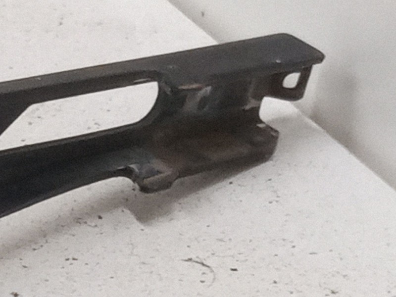 Recambio de brazo limpia delantero izquierdo para audi a3 sportback (8pa) 1.6 tdi referencia OEM IAM   
