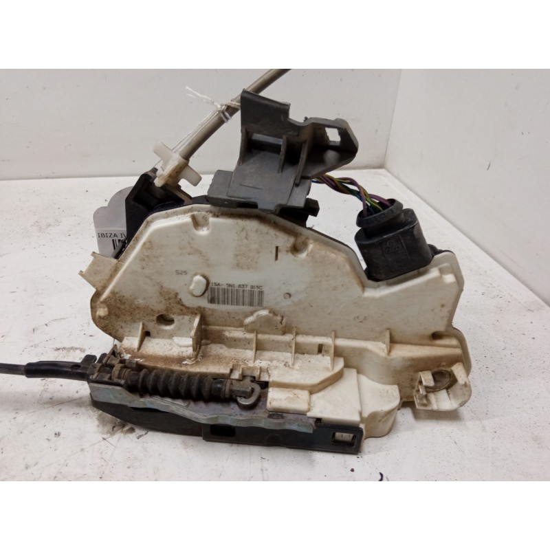 Recambio de cerradura puerta delantera izquierda para seat ibiza iv sc (6j1, 6p5) 1.2 referencia OEM IAM 5N1837015C  