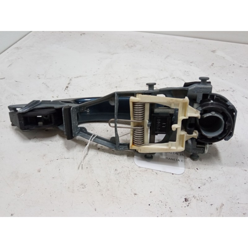 Recambio de maneta exterior puerta trasera izquierda para volkswagen golf plus v (5m1, 521) 1.4 tsi referencia OEM IAM 1K0837886