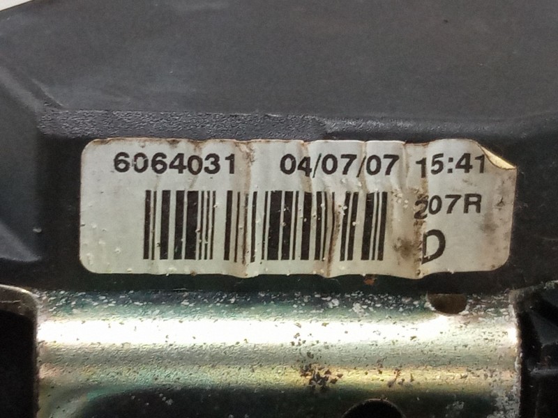 Recambio de cinturon seguridad delantero derecho para seat leon (1p1) 1.6 referencia OEM IAM 1P0857706A  