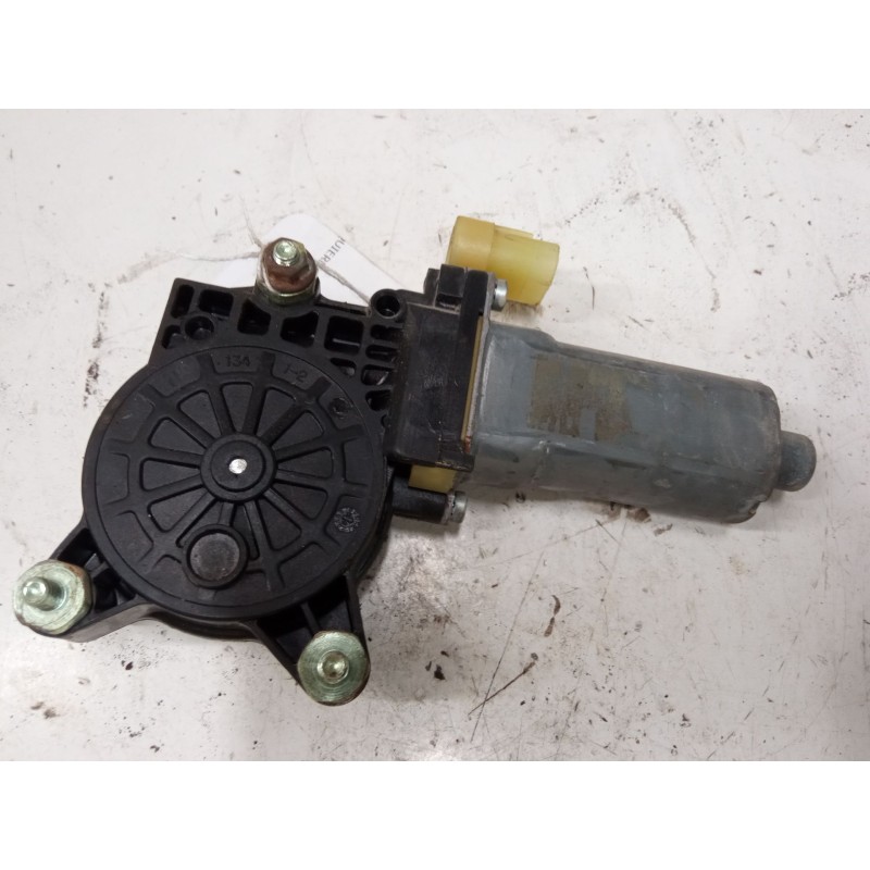 Recambio de motor elevaluna delantero izquierdo para hyundai accent iii (mc) 1.5 crdi gls referencia OEM IAM   