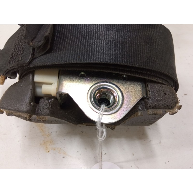 Recambio de cinturon seguridad trasero izquierdo para seat ibiza iv sc (6j1, 6p5) 1.2 referencia OEM IAM 6L0857805  