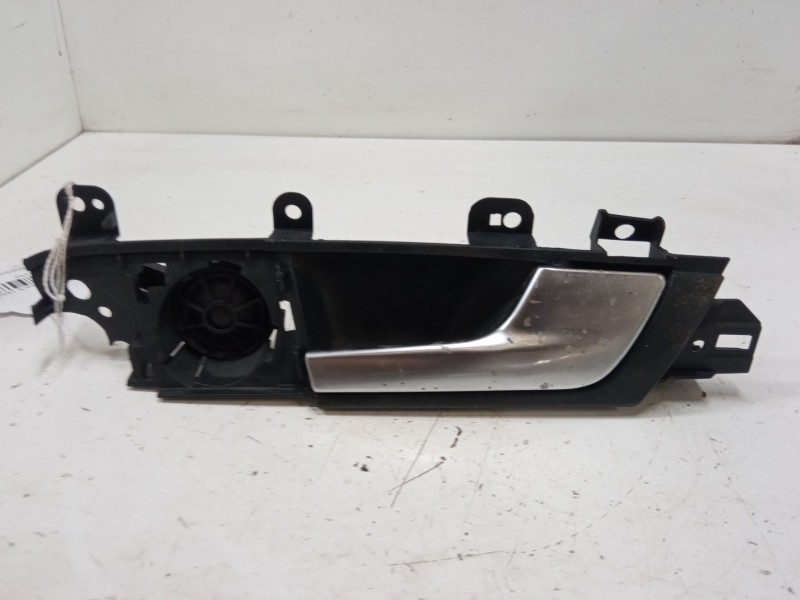 Recambio de maneta interior puerta trasera derecha para audi a3 sportback (8pa) 1.6 tdi referencia OEM IAM 8P4839020  