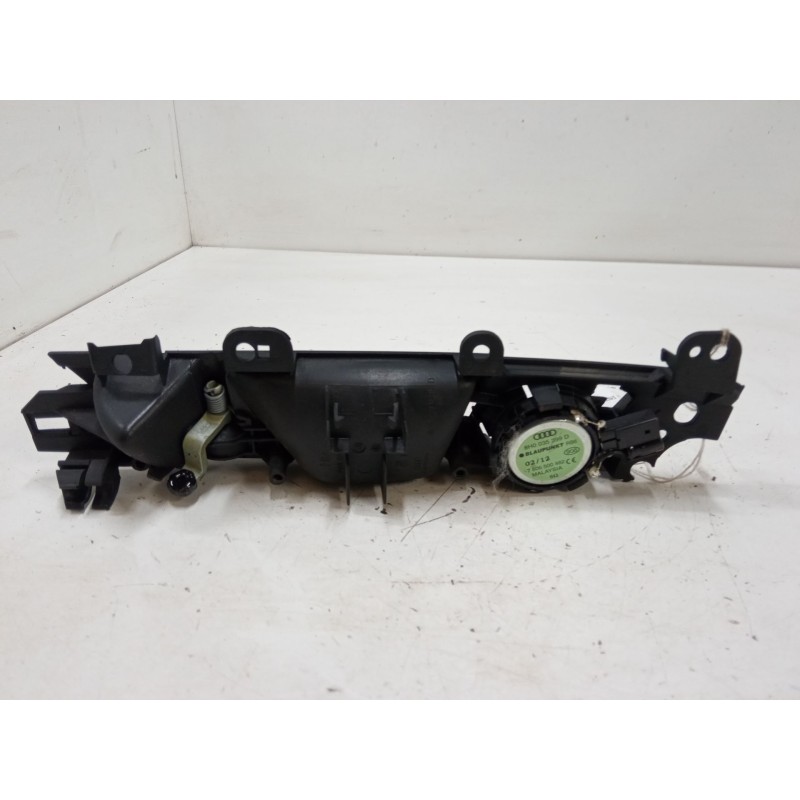 Recambio de maneta interior puerta trasera derecha para audi a3 sportback (8pa) 1.6 tdi referencia OEM IAM 8P4839020  