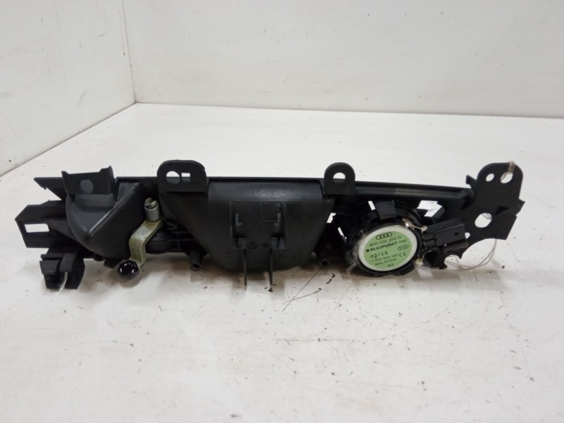 Recambio de maneta interior puerta trasera derecha para audi a3 sportback (8pa) 1.6 tdi referencia OEM IAM 8P4839020  