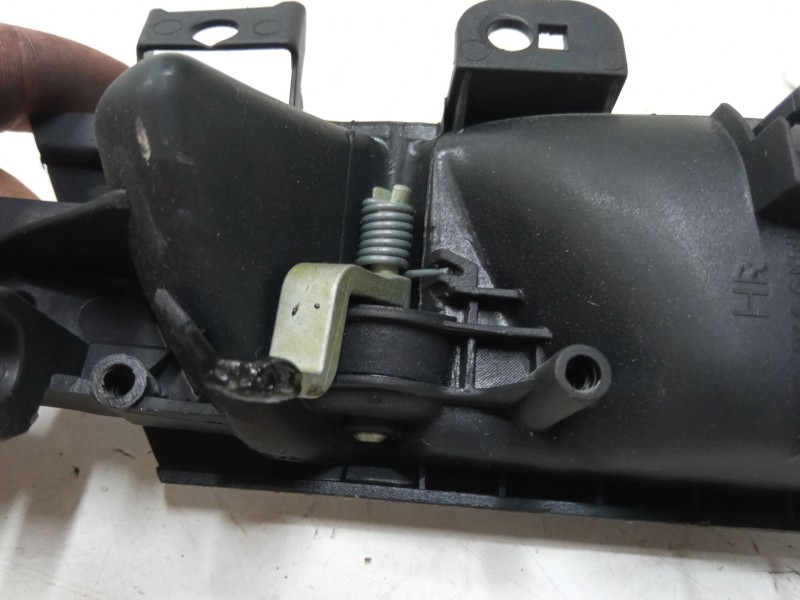Recambio de maneta interior puerta trasera derecha para audi a3 sportback (8pa) 1.6 tdi referencia OEM IAM 8P4839020  