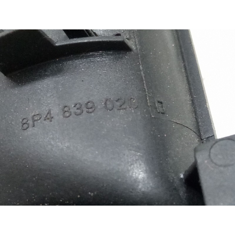 Recambio de maneta interior puerta trasera derecha para audi a3 sportback (8pa) 1.6 tdi referencia OEM IAM 8P4839020  