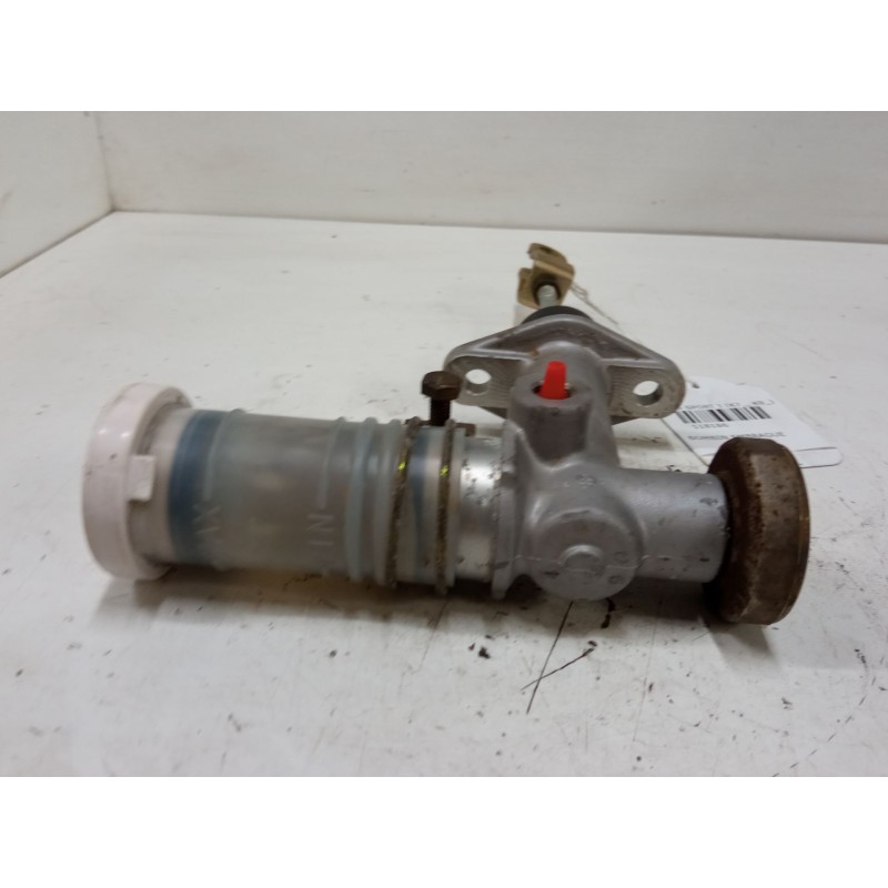 Recambio de bombin embrague para mitsubishi montero sport i (k7_, k9_) 2.5 td (k94w, k74t) referencia OEM IAM   