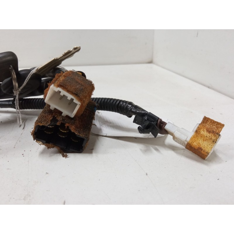 Recambio de clausor para mitsubishi montero sport i (k7_, k9_) 2.5 td (k94w, k74t) referencia OEM IAM   