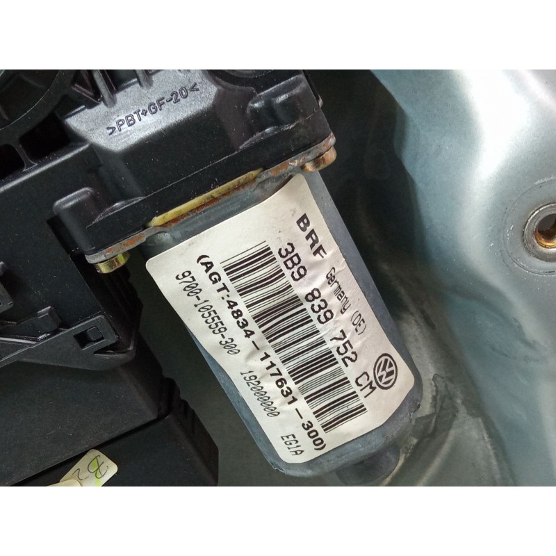Recambio de elevalunas electrico trasero derecho para volkswagen passat b5 variant (3b5) 1.8 t referencia OEM IAM 3B9839752  