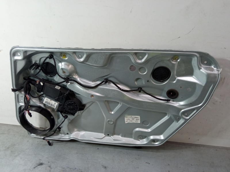 Recambio de elevalunas electrico delantero derecho para volkswagen passat b5 variant (3b5) 1.8 t referencia OEM IAM 3B4837752  