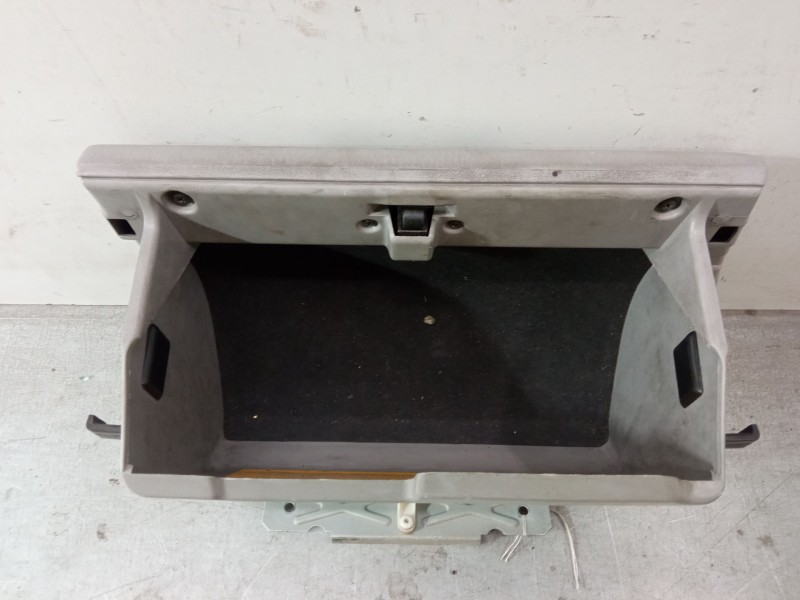 Recambio de guantera para mitsubishi montero sport i (k7_, k9_) 2.5 td (k94w, k74t) referencia OEM IAM   