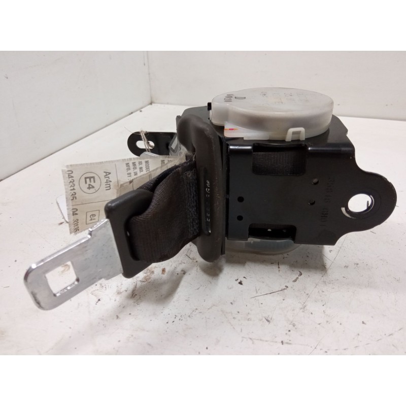 Recambio de cinturon seguridad trasero central para mitsubishi montero sport i (k7_, k9_) 2.5 td (k94w, k74t) referencia OEM IAM