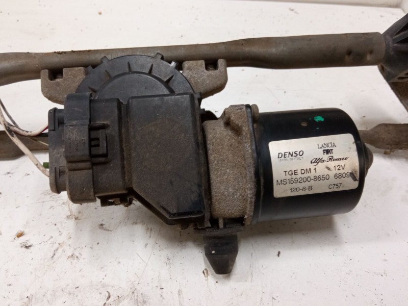Recambio de motor limpia delantero para fiat 500 (312_) 1.2 (312axa1a) referencia OEM IAM MS1592008650  