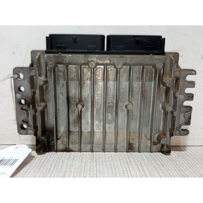 Recambio de centralita motor uce para renault clio ii (bb_, cb_) 1.2 (bb0a, bb0f, bb10, bb1k, bb28, bb2d, bb2h, cb0a,... referen