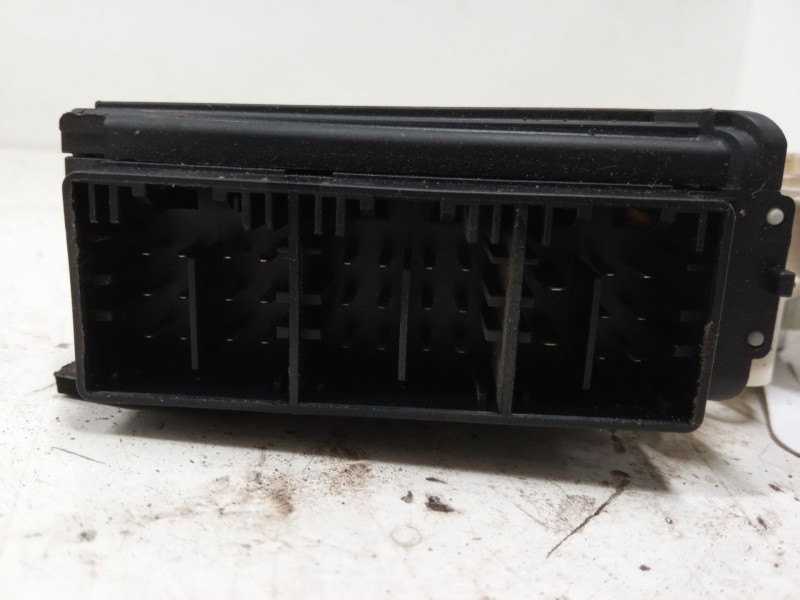Recambio de motor elevaluna delantero izquierdo para seat cordoba (6l2) 1.9 tdi referencia OEM IAM   