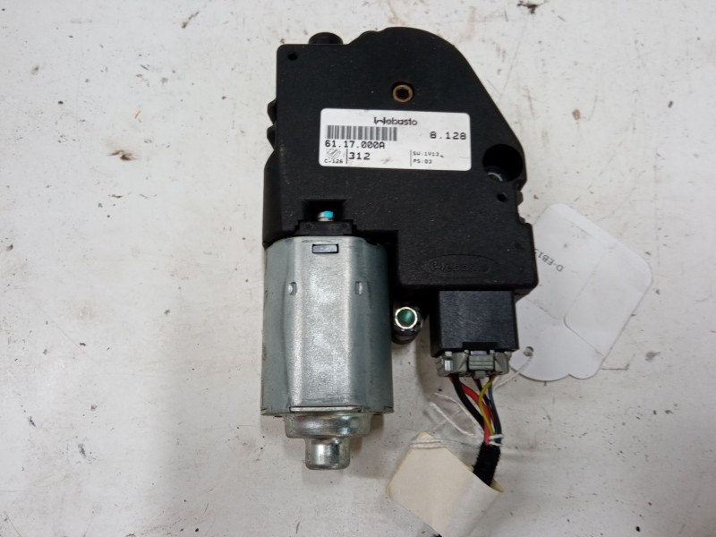 Recambio de motor techo solar para fiat 500 (312_) 1.2 (312axa1a) referencia OEM IAM 6117000A  
