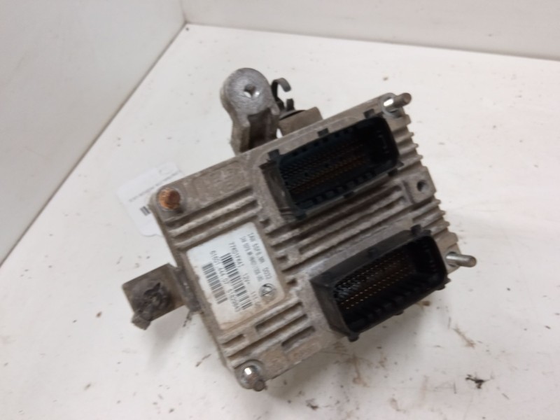 Recambio de centralita motor uce para fiat 500 (312_) 1.2 (312axa1a) referencia OEM IAM 51829843  