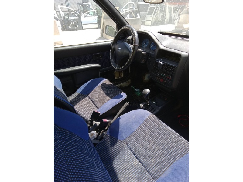 peugeot 106 ii (1a_, 1c_) del año 2001