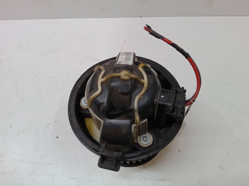 Recambio de motor calefaccion para peugeot 308 i (4a_, 4c_) 1.6 hdi referencia OEM IAM T1000588K  