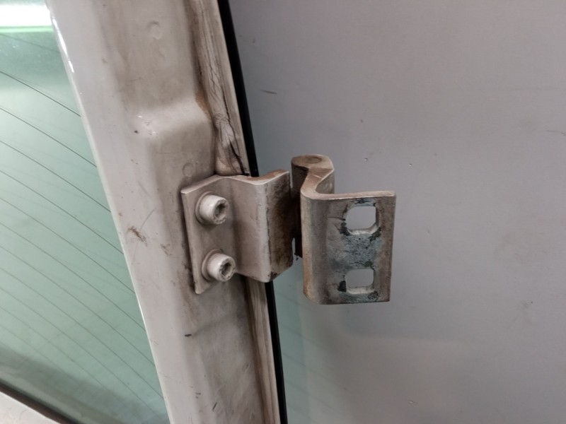 Recambio de porton trasero izquierdo para fiat doblo furgoneta/monovolumen (223_) 1.3 d multijet referencia OEM IAM   