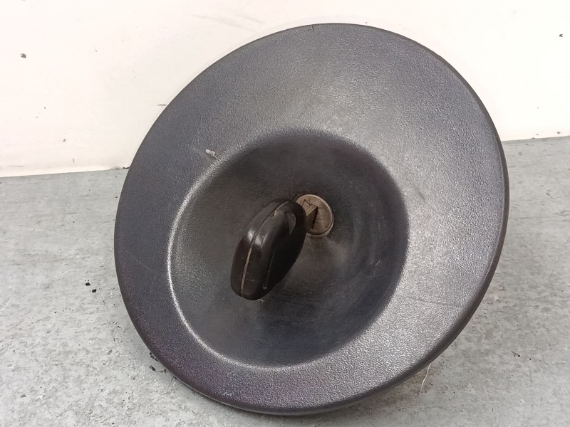 Recambio de tapa exterior combustible para renault kangoo express (fc0/1_) d 65 1.9 (fc0e, fc02, fc0j, fc0n) referencia OEM IAM 
