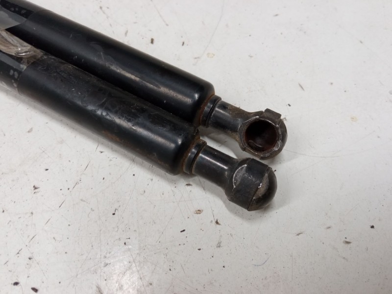 Recambio de amortiguadores maletero / porton para ford focus ii (da_, hcp, dp) 1.6 referencia OEM IAM   