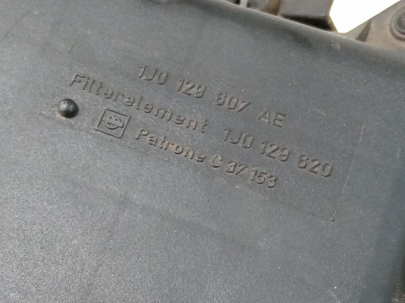 Recambio de caja filtro de aire para seat leon (1m1) 1.9 tdi referencia OEM IAM   