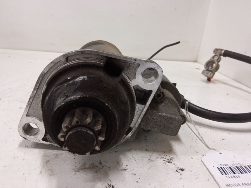 Recambio de motor arranque para seat leon (1m1) 1.9 tdi referencia OEM IAM 0001125042  