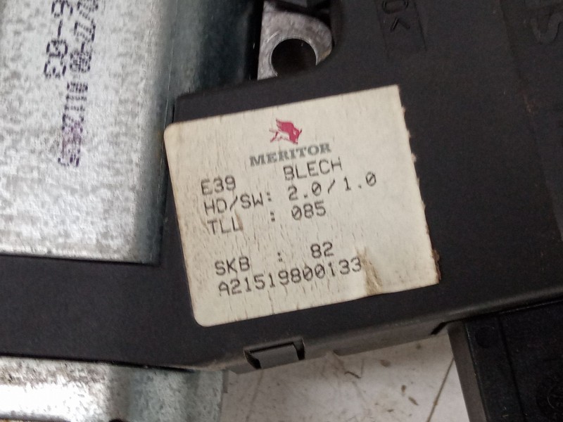 Recambio de motor techo solar para bmw 5 touring (e39) 520 i referencia OEM IAM 811696716  