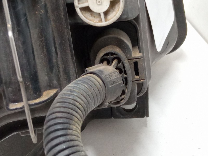 Recambio de faro izquierdo para seat leon (1m1) 1.9 tdi referencia OEM IAM   