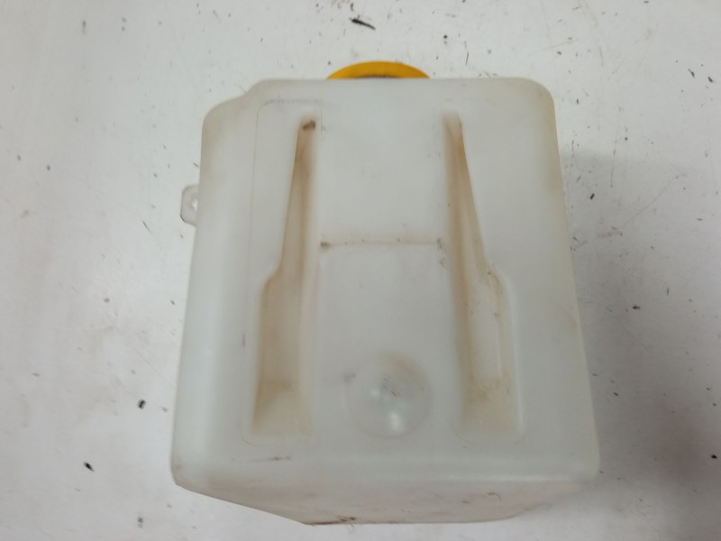 Recambio de deposito limpiaparabrisas para opel combo tour 1.3 cdti 16v referencia OEM IAM   