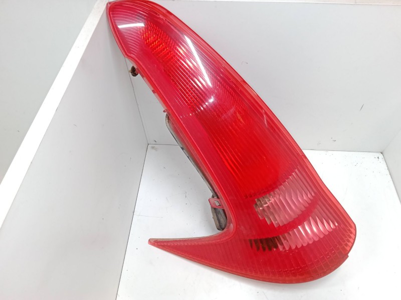 Recambio de piloto trasero izquierdo para peugeot 206 sw (2e/k) 1.4 hdi referencia OEM IAM   