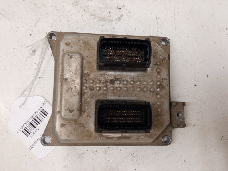 Recambio de centralita motor uce para opel astra h classic hatchback (a04) 1.6 (l48) referencia OEM IAM 55568735 9100704340 