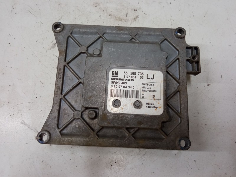 Recambio de centralita motor uce para opel astra h classic hatchback (a04) 1.6 (l48) referencia OEM IAM 55568735 9100704340 