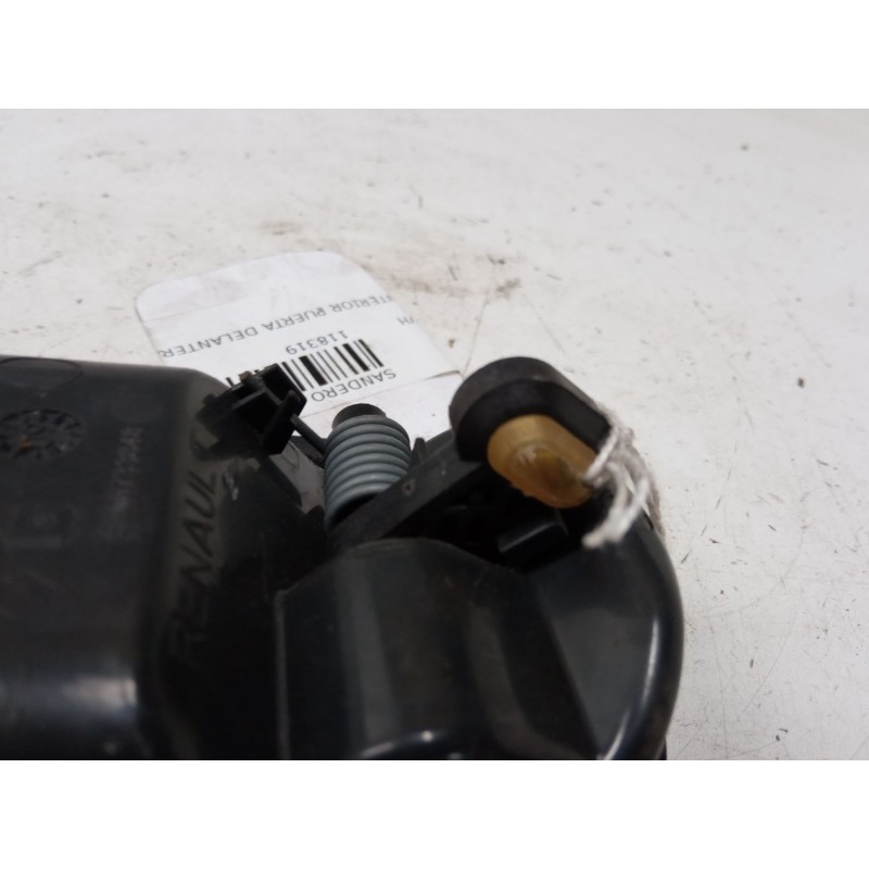 Recambio de maneta interior puerta delantera izquierda para dacia sandero (bs_) 1.2 16v referencia OEM IAM 8200733848  