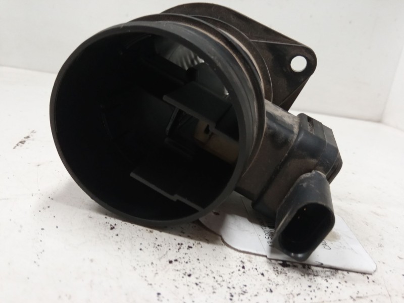 Recambio de caudalimetro para audi a3 sportback (8pa) 1.6 tdi referencia OEM IAM 03L906461  