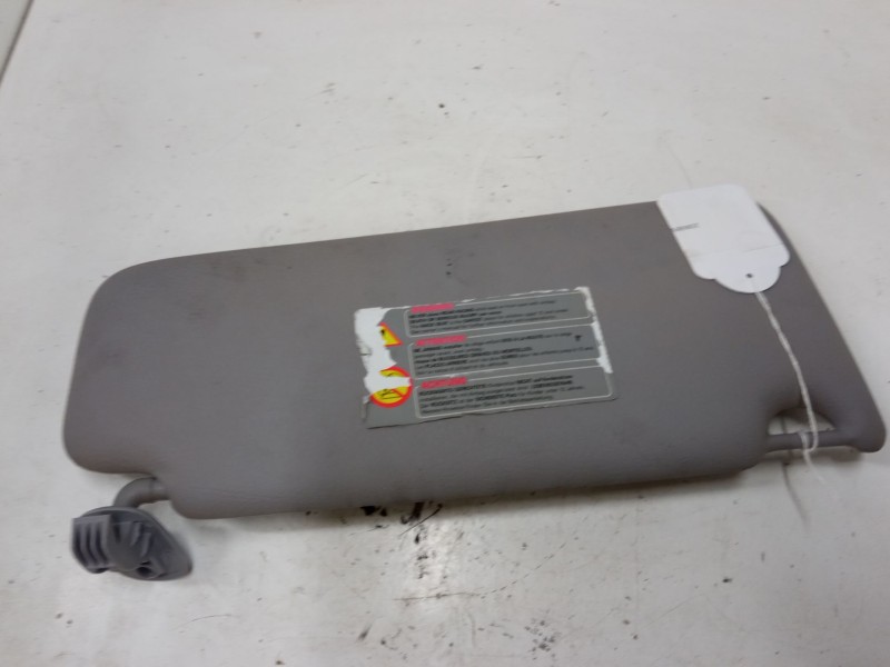 Recambio de parasol izquierdo para renault clio ii (bb_, cb_) 1.9 dti (b/cb0u) referencia OEM IAM   