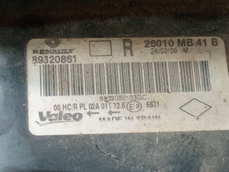 Recambio de faro derecho para renault maxity 110.35/5 referencia OEM IAM   