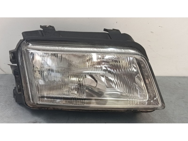 Recambio de faro derecho para audi a4 b5 avant (8d5) 1.9 tdi referencia OEM IAM   