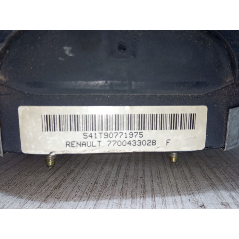 Recambio de airbag volante para renault clio ii (bb_, cb_) 1.9 d (b/cb0e, bb0j) referencia OEM IAM 7700433028  