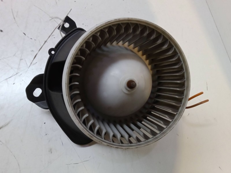 Recambio de motor calefaccion para peugeot bipper tepee 1.4 hdi referencia OEM IAM   