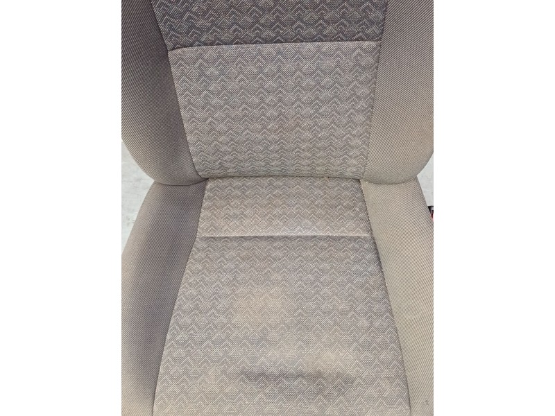 Recambio de asiento delantero derecho para ford tourneo connect 1.8 tdci /tddi /di referencia OEM IAM   