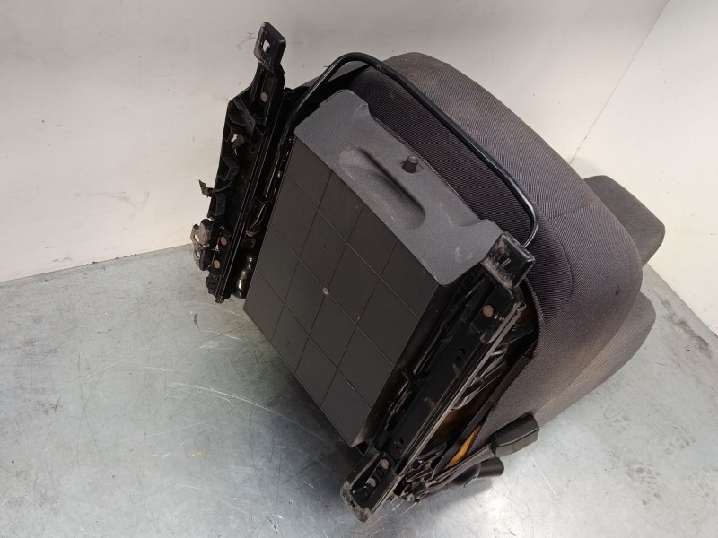 Recambio de asiento delantero derecho para ford tourneo connect 1.8 tdci /tddi /di referencia OEM IAM   