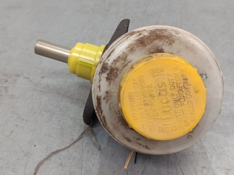 Recambio de bomba freno para nissan vanette cargo autobús (hc 23) 2.3 d referencia OEM IAM 74470892  