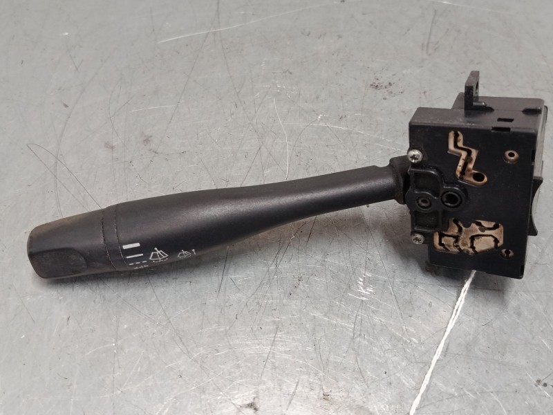 Recambio de mando limpiaparabrisas para nissan vanette cargo autobús (hc 23) 2.3 d referencia OEM IAM 257SA54394777D  