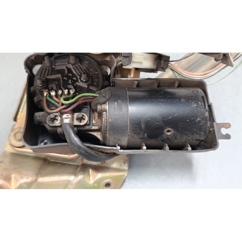 Recambio de motor limpia delantero para nissan vanette cargo autobús (hc 23) 2.3 d referencia OEM IAM 9390332230  